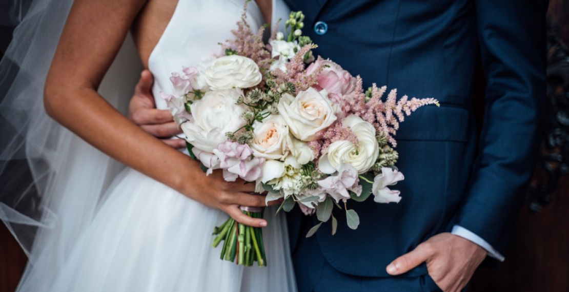 Weddings: The Flower as a Symbol of Romance and Personal Expression